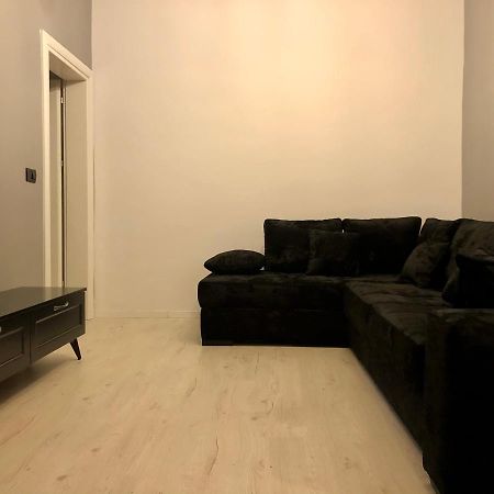 Nikki Apartments 3 Tirana Eksteriør billede